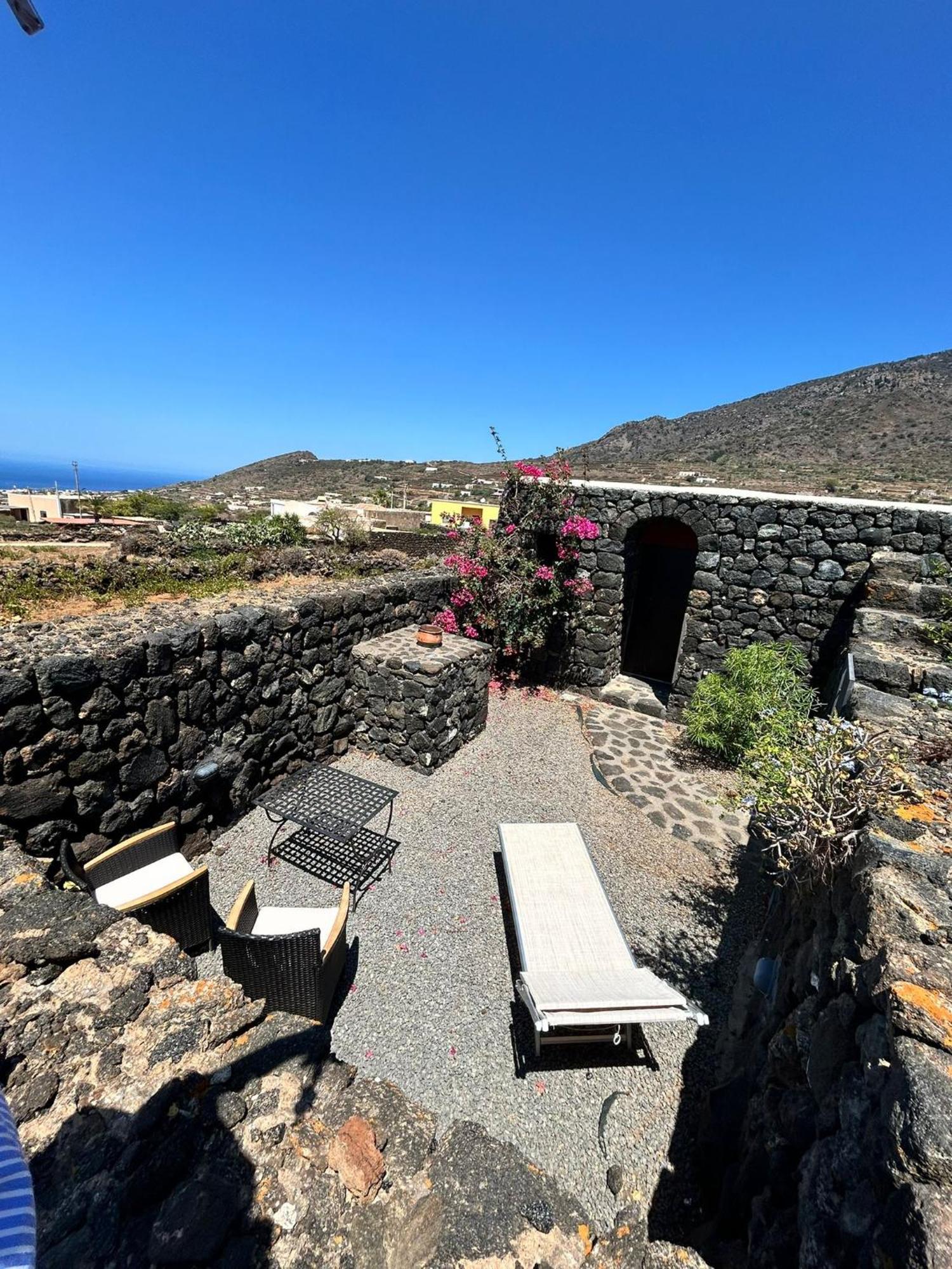 Dammuso - La Piccola Giara - Villa Pantelleria Exteriör bild